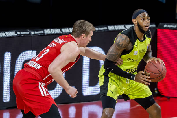 尤其是空中 尤其是空中