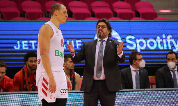 占据上风 占据上风