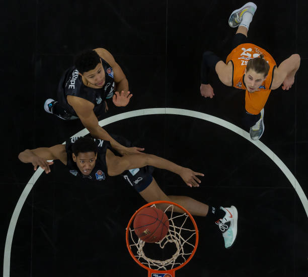 胡金秋等年 胡金秋等年